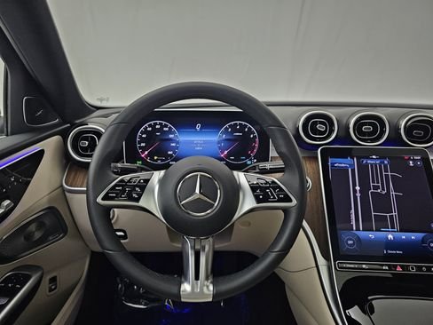 صورة السيارة