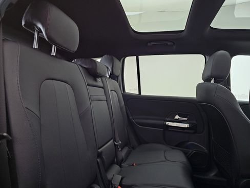 صورة السيارة