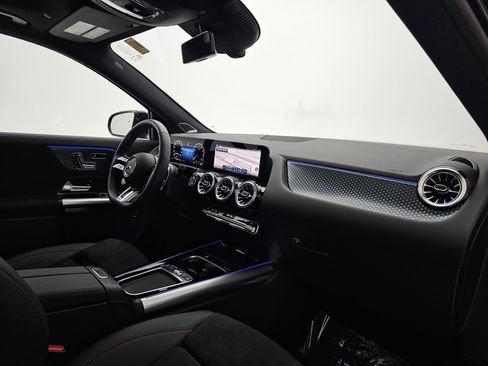 صورة السيارة