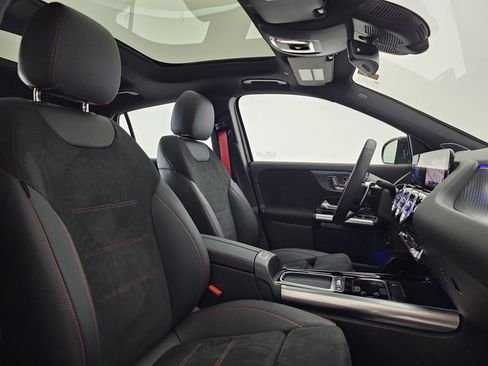 صورة السيارة