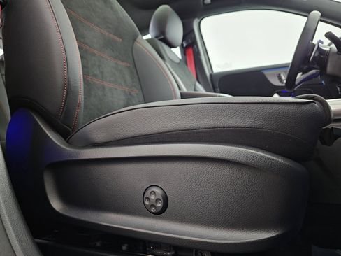 صورة السيارة