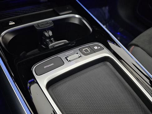 صورة السيارة