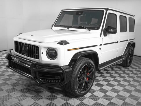 صورة السيارة