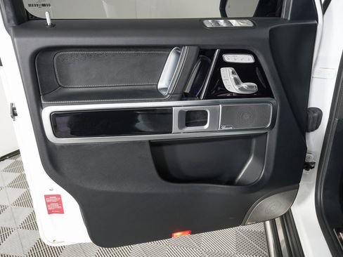 صورة السيارة