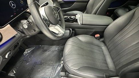 صورة السيارة