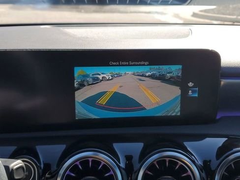 صورة السيارة