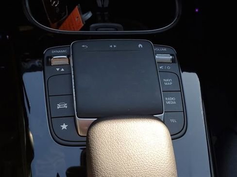 صورة السيارة