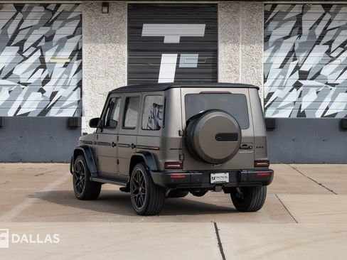 صورة السيارة