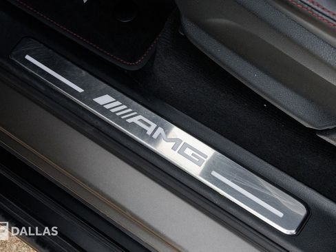 صورة السيارة