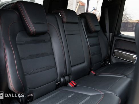 صورة السيارة