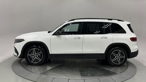 صورة السيارة