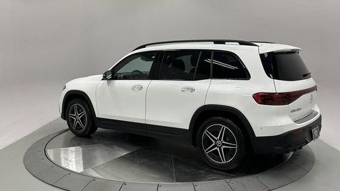 صورة السيارة