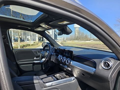 صورة السيارة