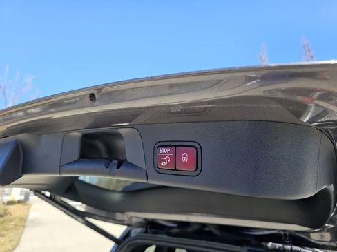 صورة السيارة