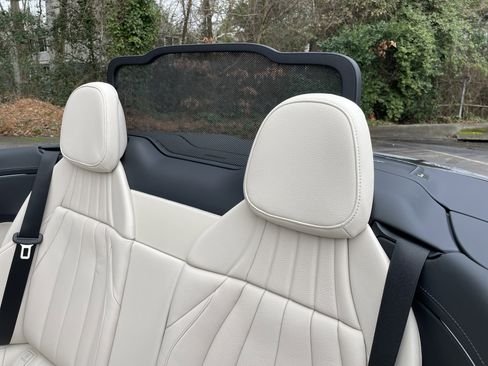 صورة السيارة